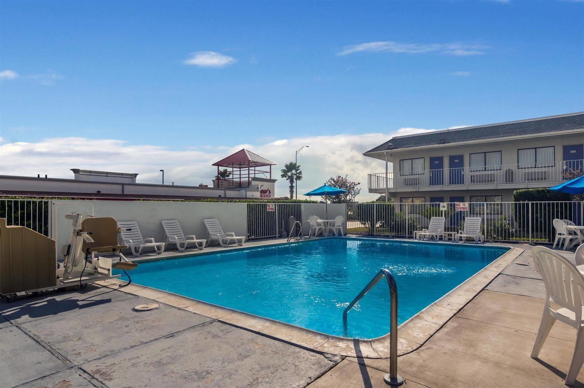 Motel 6-College Station, Tx - Bryan Exterior photo